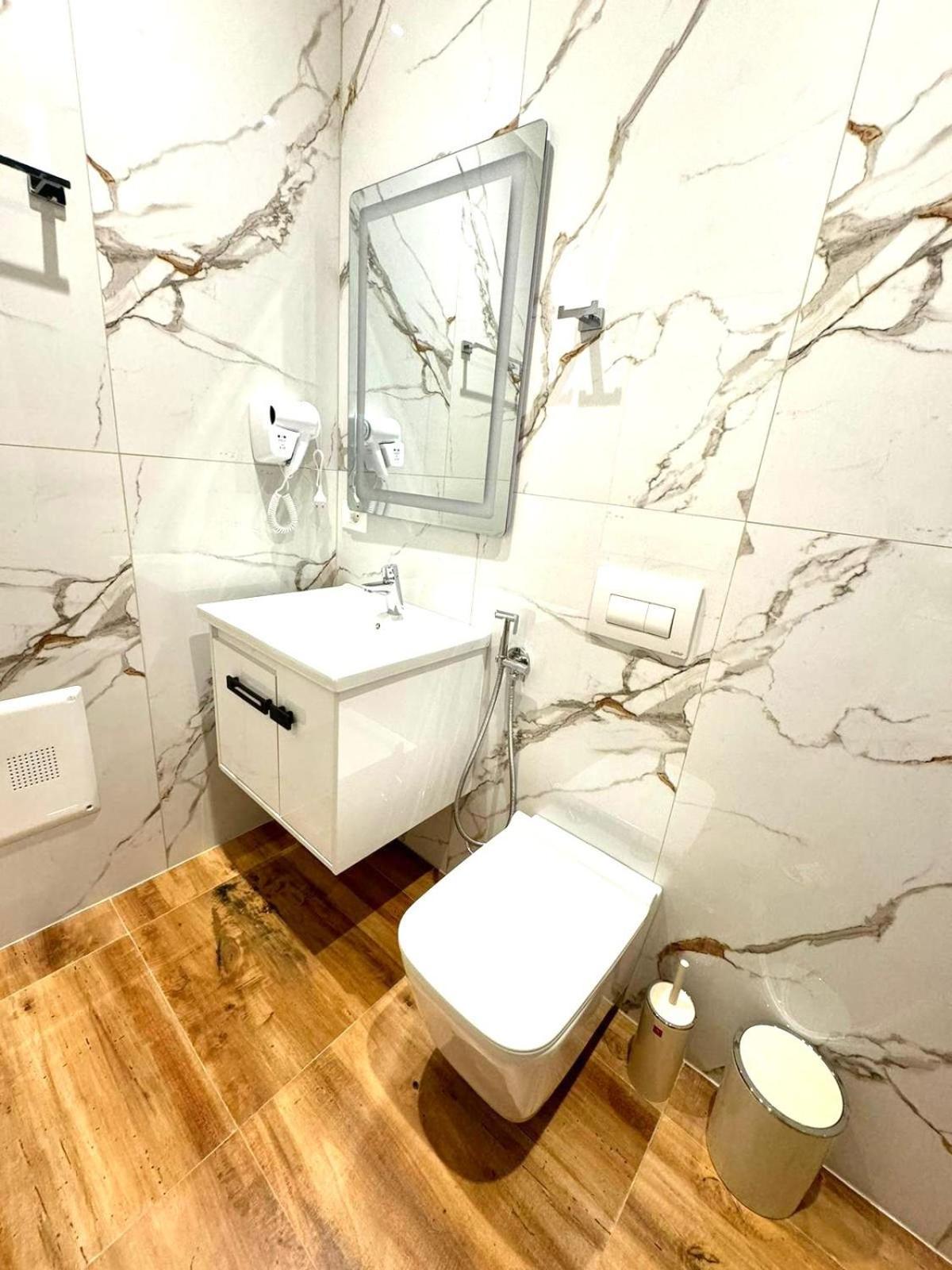 Hotel Balili Vlorë 外观 照片