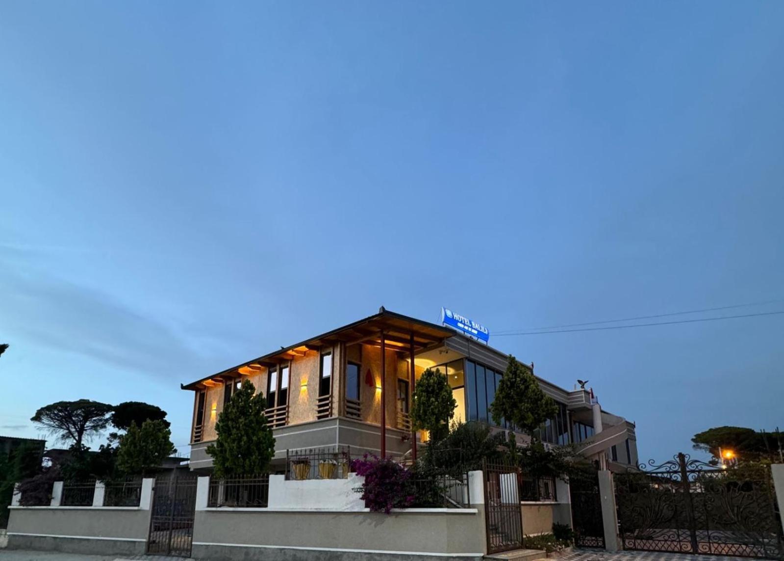 Hotel Balili Vlorë 外观 照片