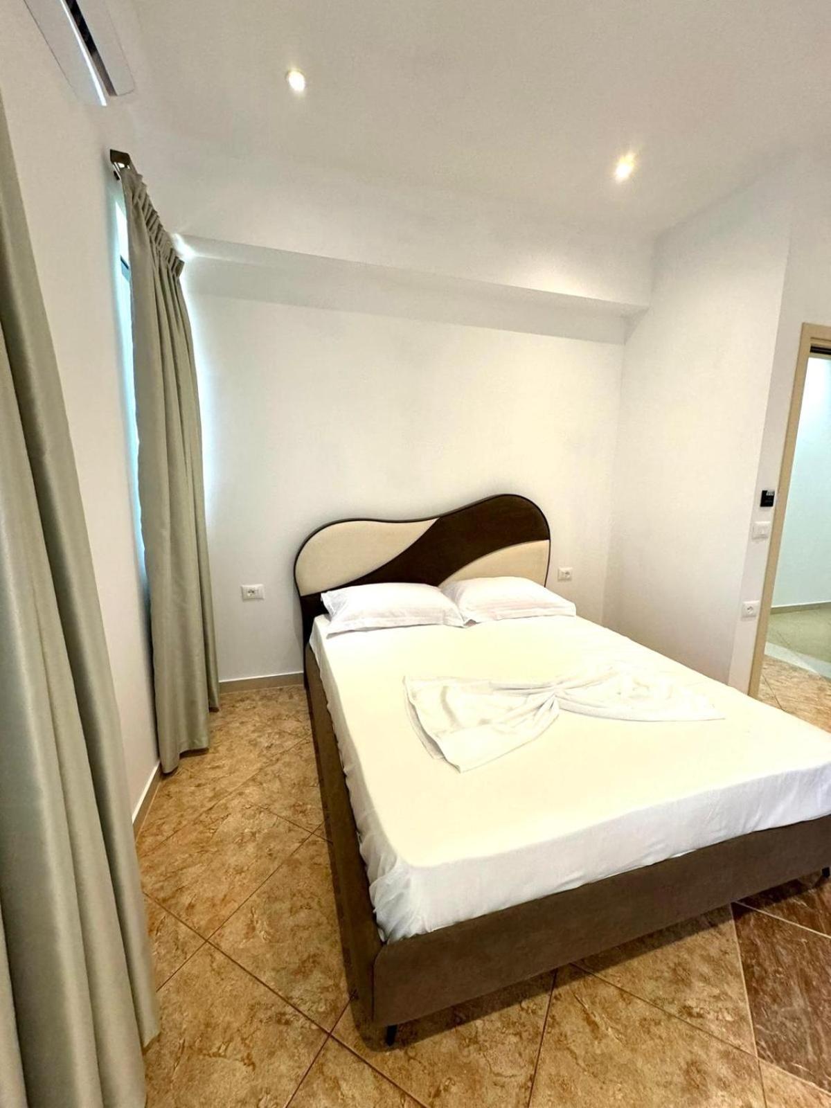 Hotel Balili Vlorë 外观 照片