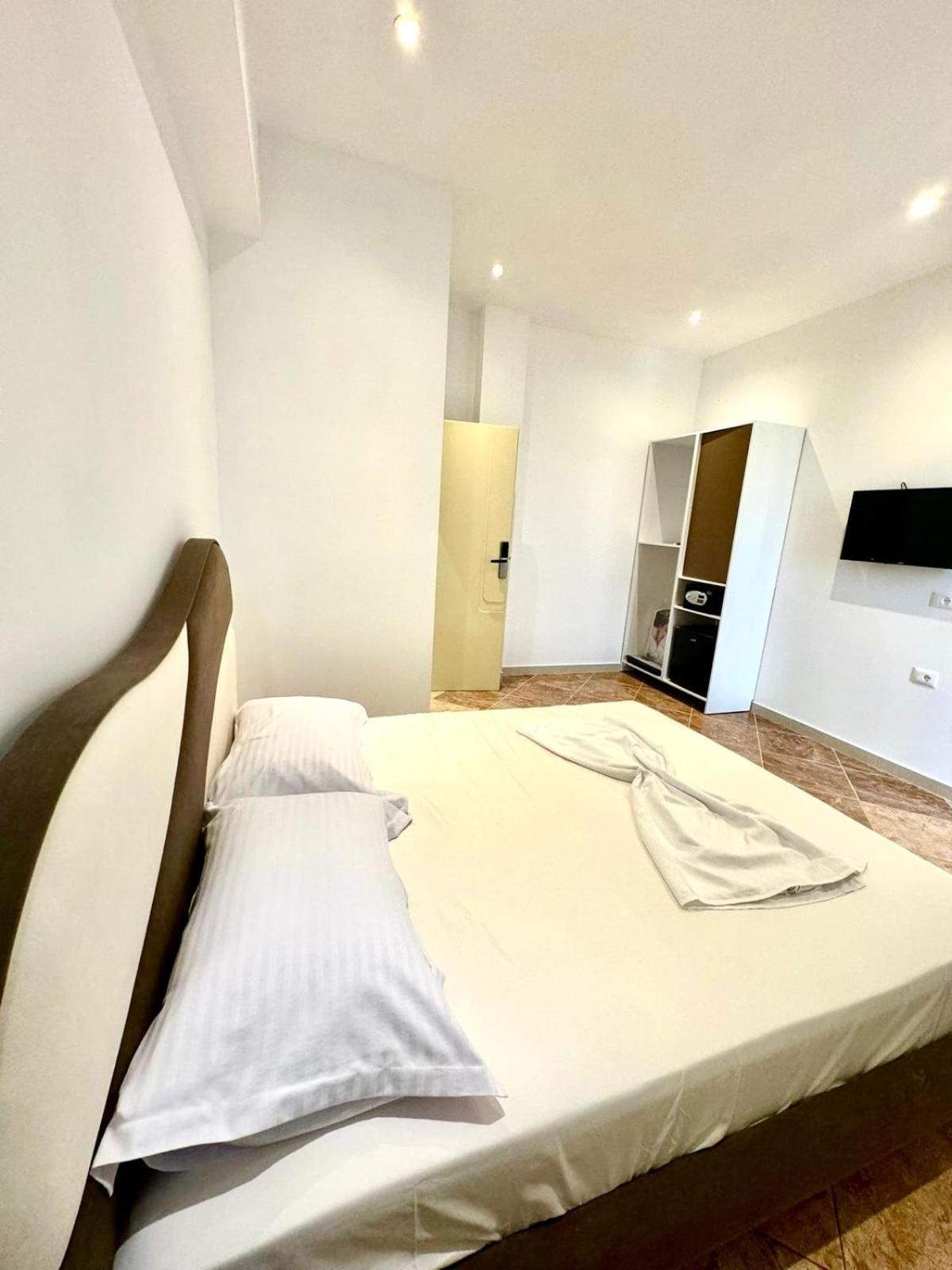 Hotel Balili Vlorë 外观 照片