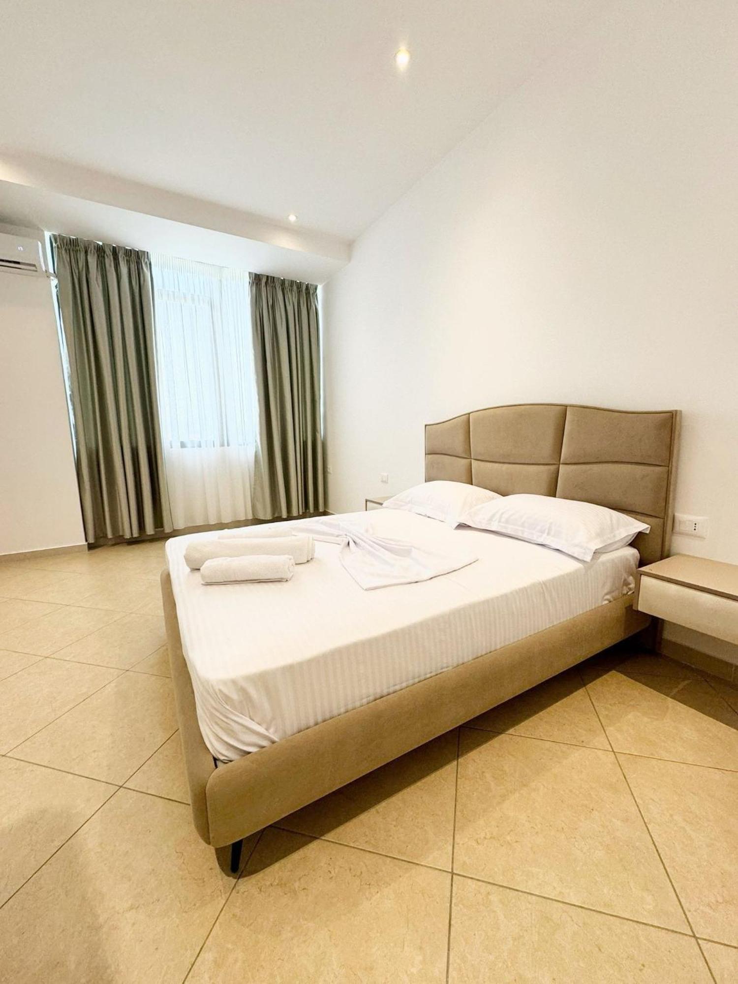 Hotel Balili Vlorë 外观 照片