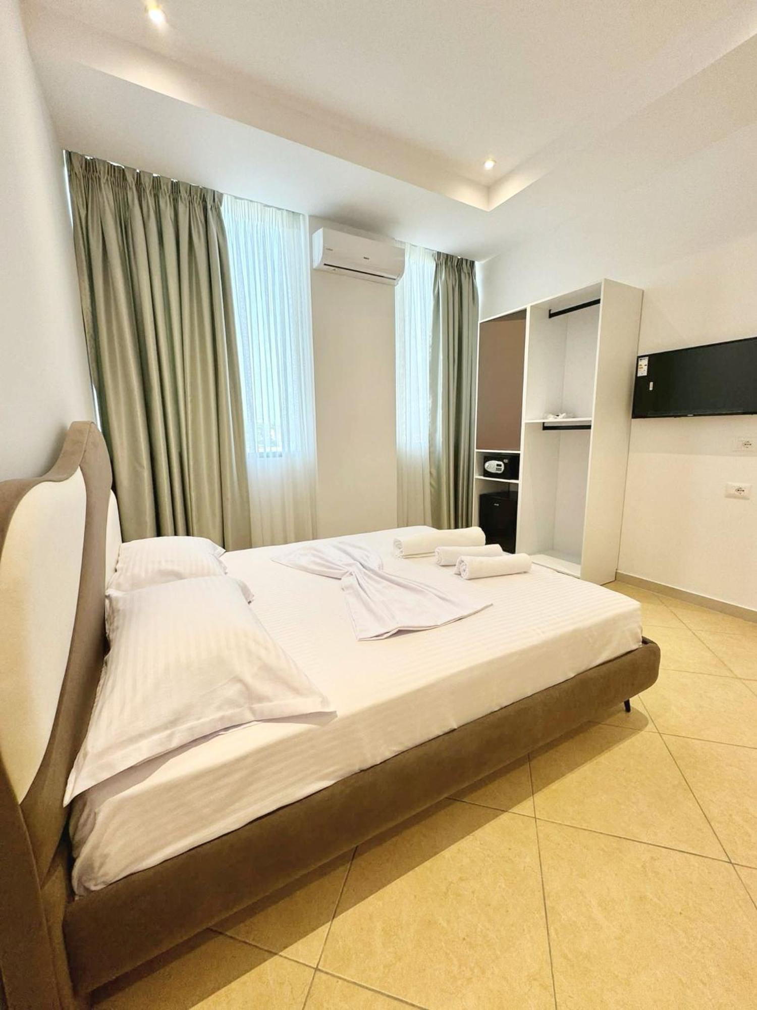Hotel Balili Vlorë 外观 照片